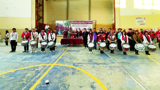 Banderatón 2025: realizan encuentro de bandas de guerra y recolectan juguetes