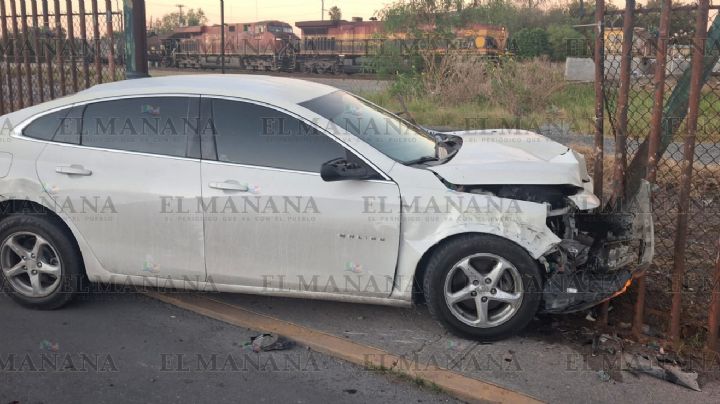 Joven se estrella contra Suburban en la López de Lara y termina en terrenos de los ferrocarriles