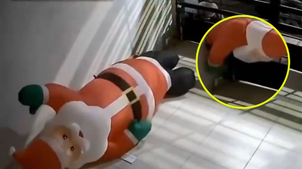 Se roban a Santa Claus inflable de casa en Puebla