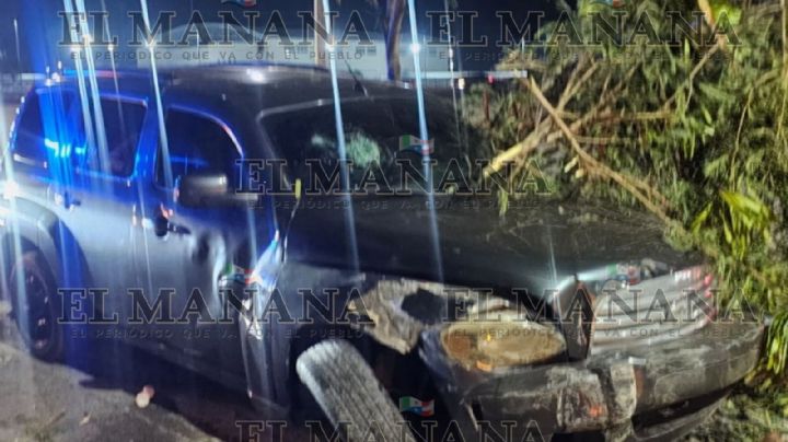 Conductor ebrio provoca choque en Villas de San Miguel; su bebé y esposa quedan heridos