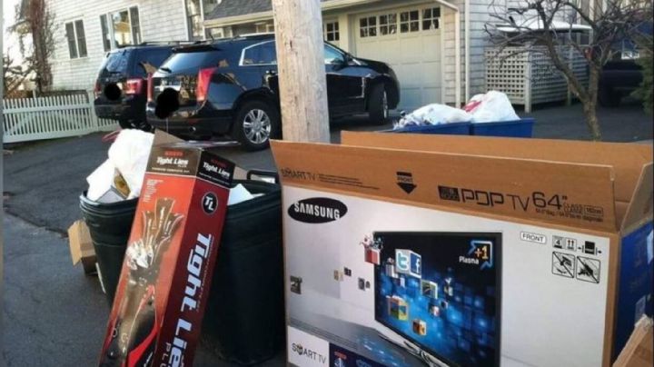 Para evitar robos, policía pide no dejar a la vista cajas de regalos costosos de Navidad