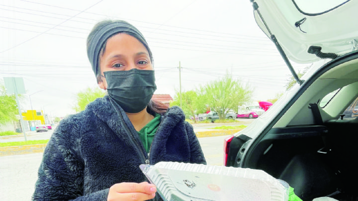 Lleva Marlen su negocio de sushi a todo Nuevo Laredo; deleita a los paladares más exigentes