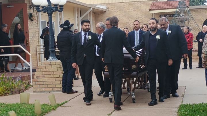 Dan último adiós a Juan José Gómez, director del Departamento de Parques y Recreaciones de Laredo