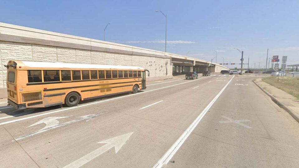 El tracto camión ocasionó largas filas