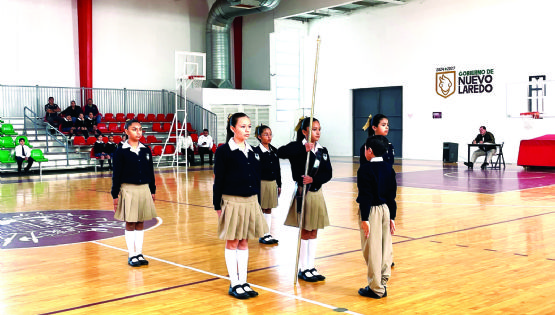 Brillan estudiantes y ponen en alto a Nuevo Laredo en el 2025