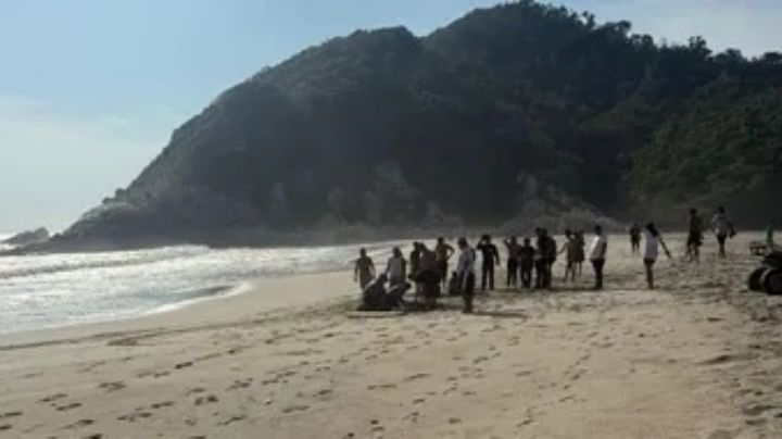 Niña de 10 años muere ahogada tras ser arrastrada por las olas; turistas no lograron salvarla