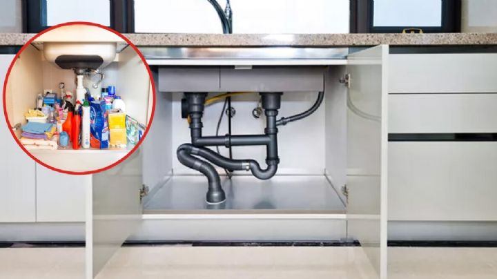 Estos 5 objetos nunca deben ir debajo del fregadero de tu cocina, según expertos