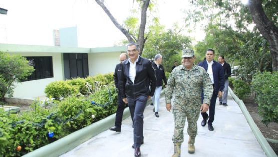 Américo Villarreal preside ceremonia cívica en las instalaciones del 77 Batallón de Infantería