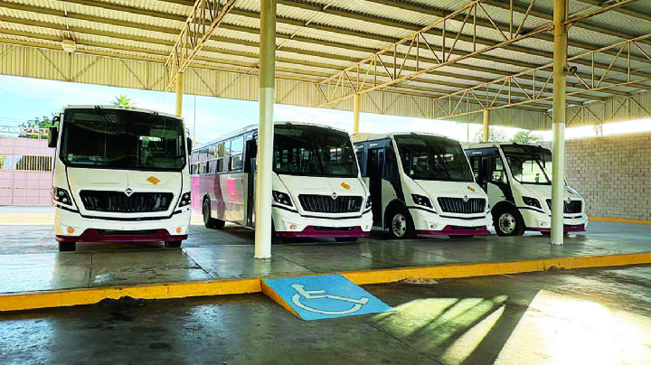 Llegan camiones climatizados a Nuevo Laredo; ¿cuándo comenzarán a circular en la ciudad?