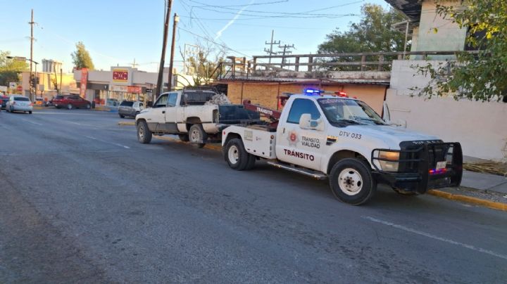 Multa por estacionarse en carriles de circulación en Nuevo Laredo; esto es lo que te puede costar