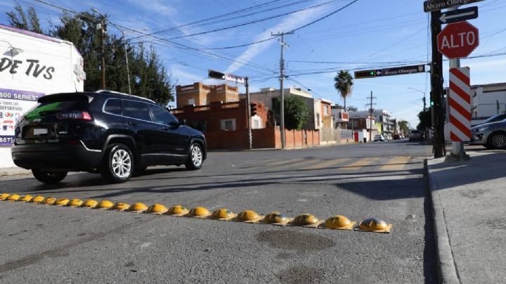 Refuerzan seguridad vial en Nuevo Laredo; instalan topes en intersecciones con alto número de accidentes