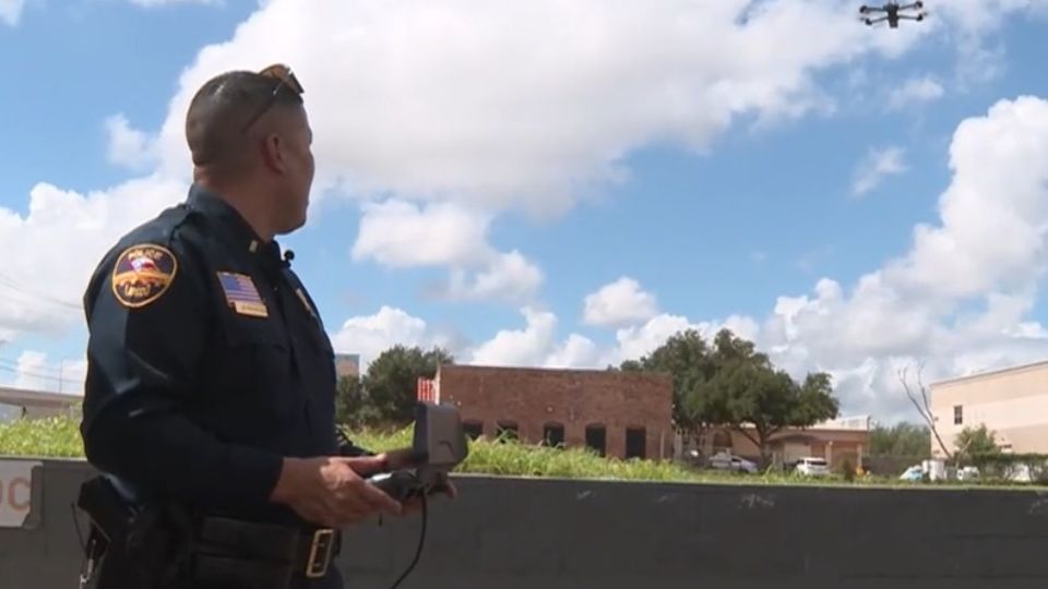 Los drones son de gran ayuda para la Policía de Laredo.