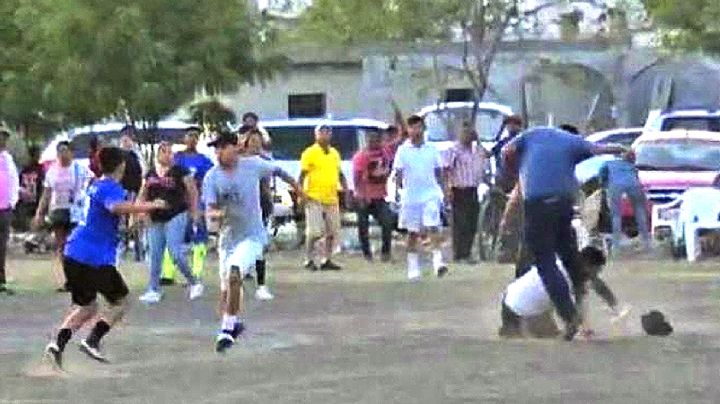 Violencia y caos en los campos de futbol de Ciudad Victoria; peleas campales empañan los juegos