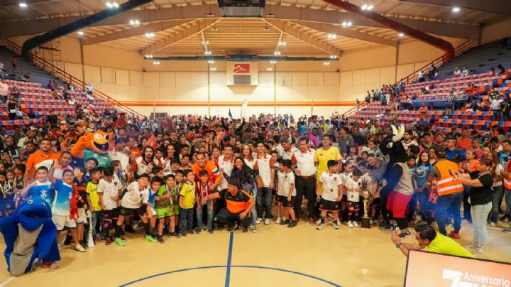 El rector Dámaso Anaya y Omar Bravo presiden apertura de la Copa UAT  2025