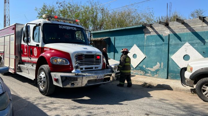 Protección Civil y Bomberos actúan de inmediato; evitaron que el fuego alcanzara 5 viviendas