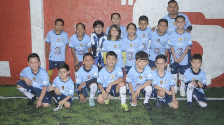 Aúllan fuerte Lobos Negros en la Bodega Indoor