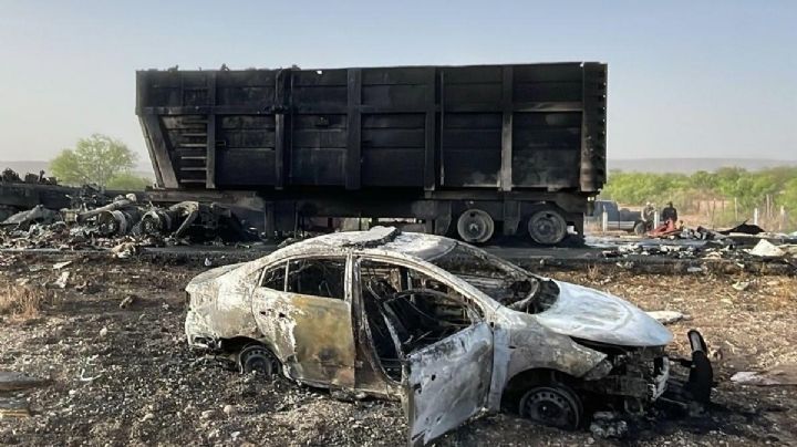 Aparatoso choque en autopista Torreón-Saltillo desata incendio y cuantiosos daños materiales