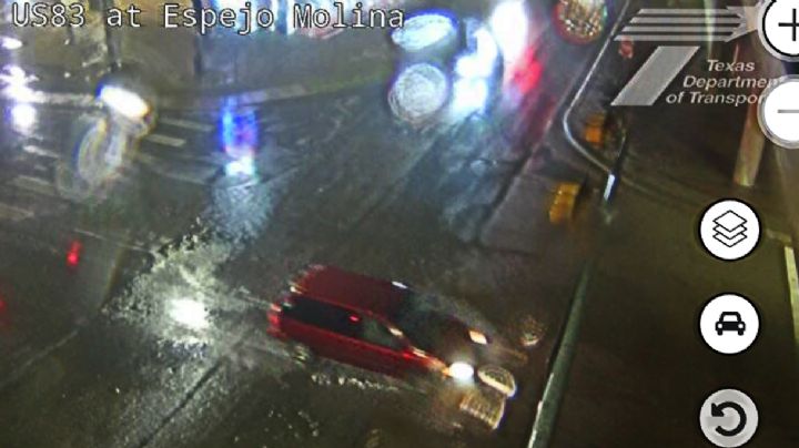 Tormenta eléctrica paraliza a Laredo, Texas; 40 minutos de lluvia deja inundaciones y caos