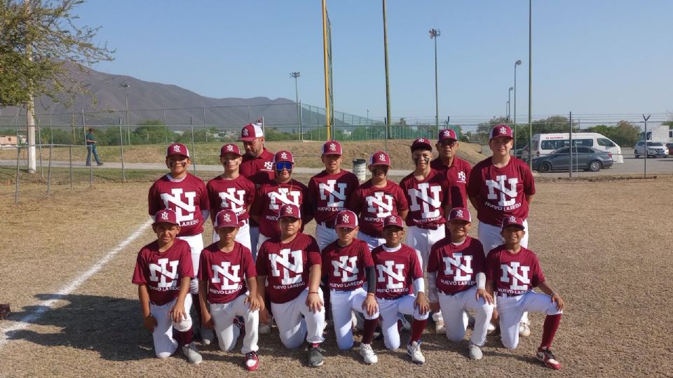 Gran exhibición de las escuadras de beisbol de Nuevo Laredo.