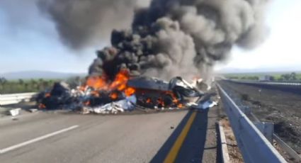 Cierran Autopista Nuevo Laredo-Monterrey por trágico accidente entre tráileres; posible muerto