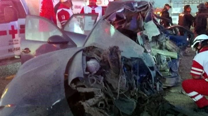 Tragedia en Aeropuerto del Norte: mueren tres jóvenes al chocar con tráiler; volvían de una fiesta