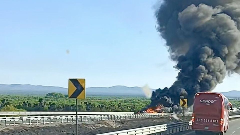 Por el choque se formaron filas kilómétricas en la autopista