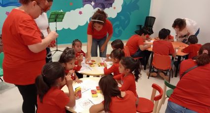 Infoteca 'Sor Juana Inés de la Cruz' se llena de vida con visita de niños y jóvenes