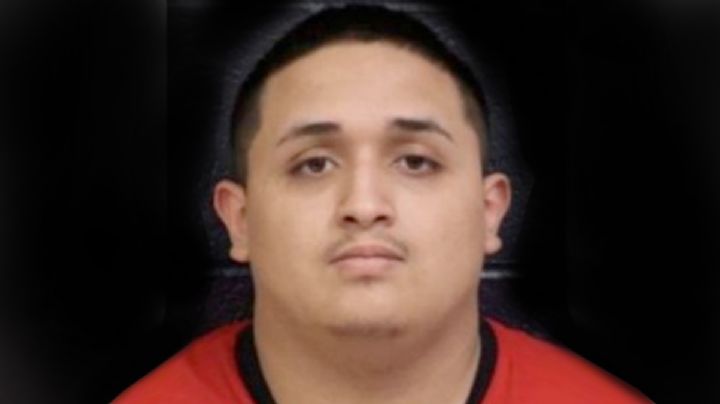 Roba un vehículo con violencia y lo busca la ley; hay recompensa por informes de su paradero