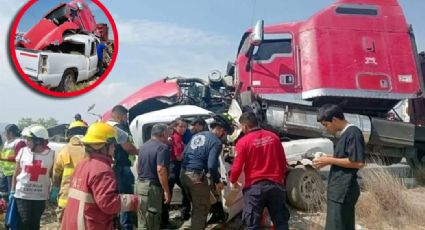 Mueren abuelita y adolescente en trágico accidente; su camioneta fue aplastada por un tráiler