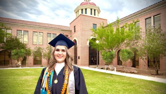 Mujer laredense se gradúa con honores de la universidad; es considerada ejemplo de muchas personas