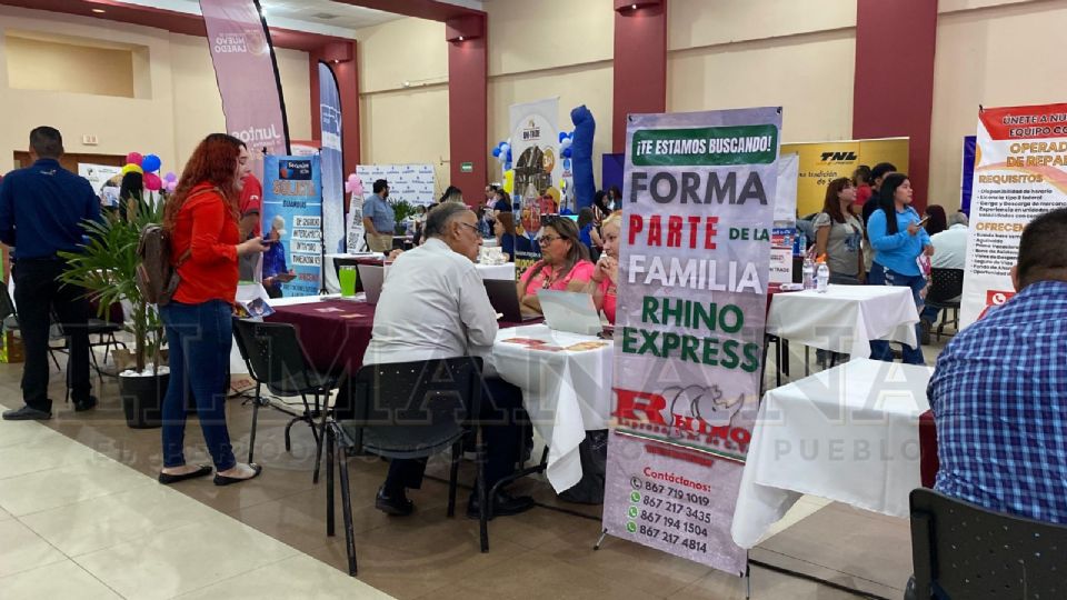 Más de 80 empresas de distintos giros ofrecieron alrededor de mil 200 vacantes.