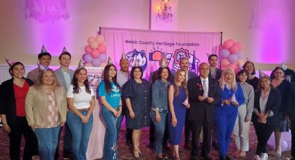 Laredo cumple 270 años y lo celebra como se merece: música, tradición y pastel