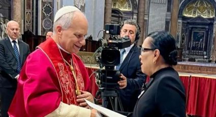 Rosa Icela Rodríguez hace oficial invitación al papa León XIV; lo esperamos pronto en México