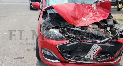 Nuevo Laredo: Raúl se 'vuela' el alto y provoca encontronazo en el Nogal; auto quedó destrozado