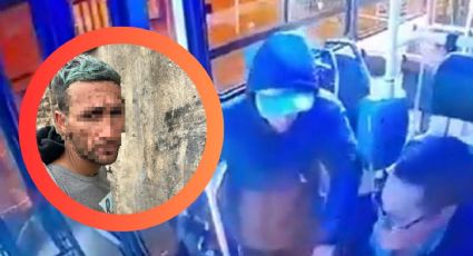 MOMENTO EXACTO en el que asaltan violentamente autobús; conductor fue apuñalado