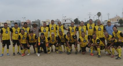 Colonia Victoria derrota a Lobos Negros y sigue en la cima en la Independiente Colosso Veteranos