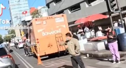 No caigas en el fraude de 'la llanta ponchada'; te decimos cómo funciona | VIDEO