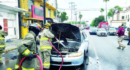 Se incendian dos autos en Nuevo Laredo; ¿qué ocurrió?