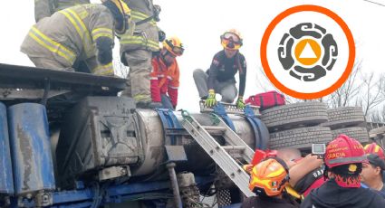 Volcadura de tráiler en Libramiento Noroeste en Monterrey; una mujer lesionada
