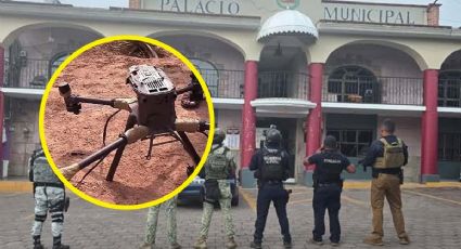 Atacan presidencia municipal con drones 'artillados' en Michoacán | VIDEO