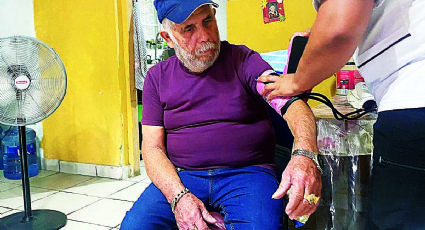 Nuevo Laredo: dan atención médica a abuelitos en casa