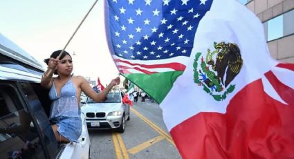 Miles de latinos salen a las calles en el 'No Kings' en contra de redadas migrantes | VIDEO