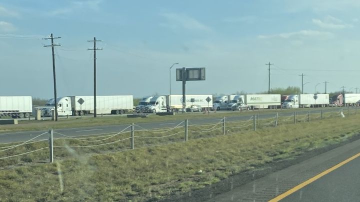 Por no hablar inglés, traileros serán detenidos, bajados del camión y multados en EU; apunta la fecha