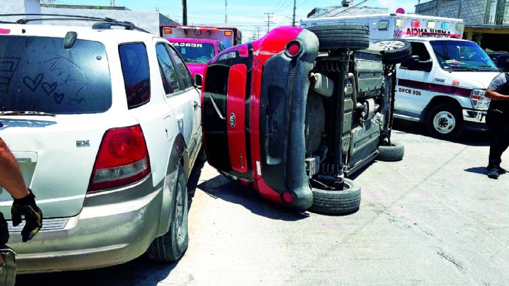 Hannia se salva de la muerte tras chocar y volcar en El Nogal; andaba 'hasta las chanclas'