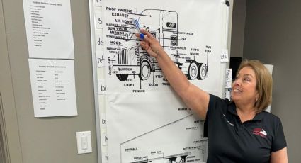 Asociación de Transportistas de Laredo impartirá clases de inglés gratis, tras nueva orden federal