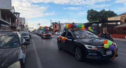 Responden con fiesta y ritmo en desfile comunidad LGBTI+ en Nuevo Laredo