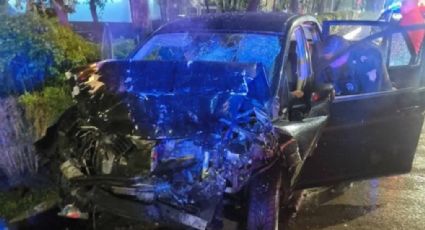 Encharcamientos provocan choque contra camioneta de lujo en CDMX; hay 1 muerto y 3 heridos