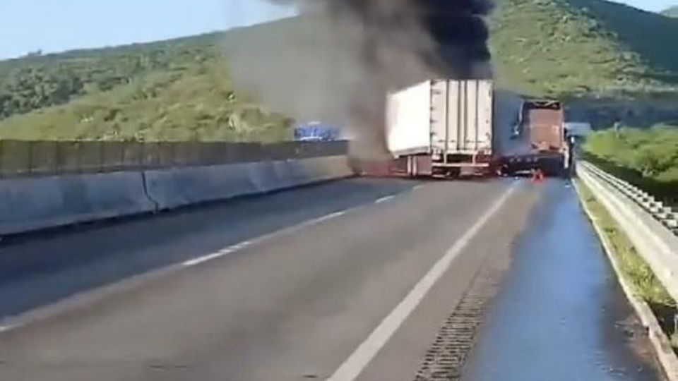 El tráfico quedó paralizado de norte a sur