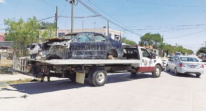 Atienden llamado; retiran vehículos abandonados