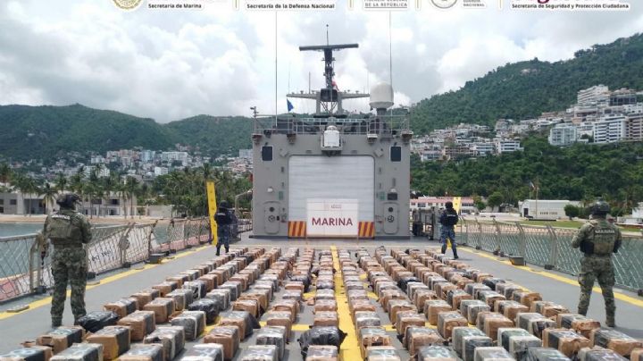 Aseguran más de 3.5 toneladas de cocaína frente a las costas de Guerrero